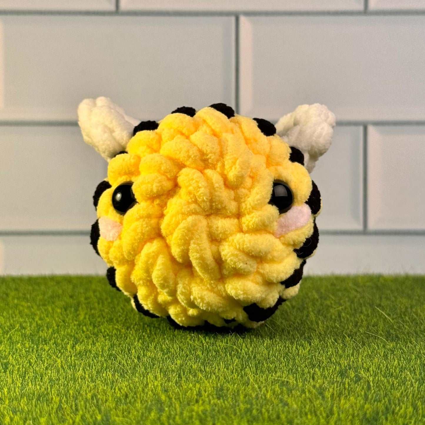 Crochet Big Bee