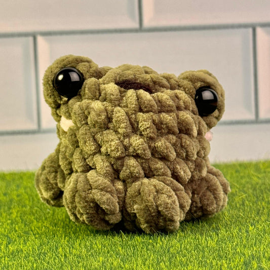 Crochet frog